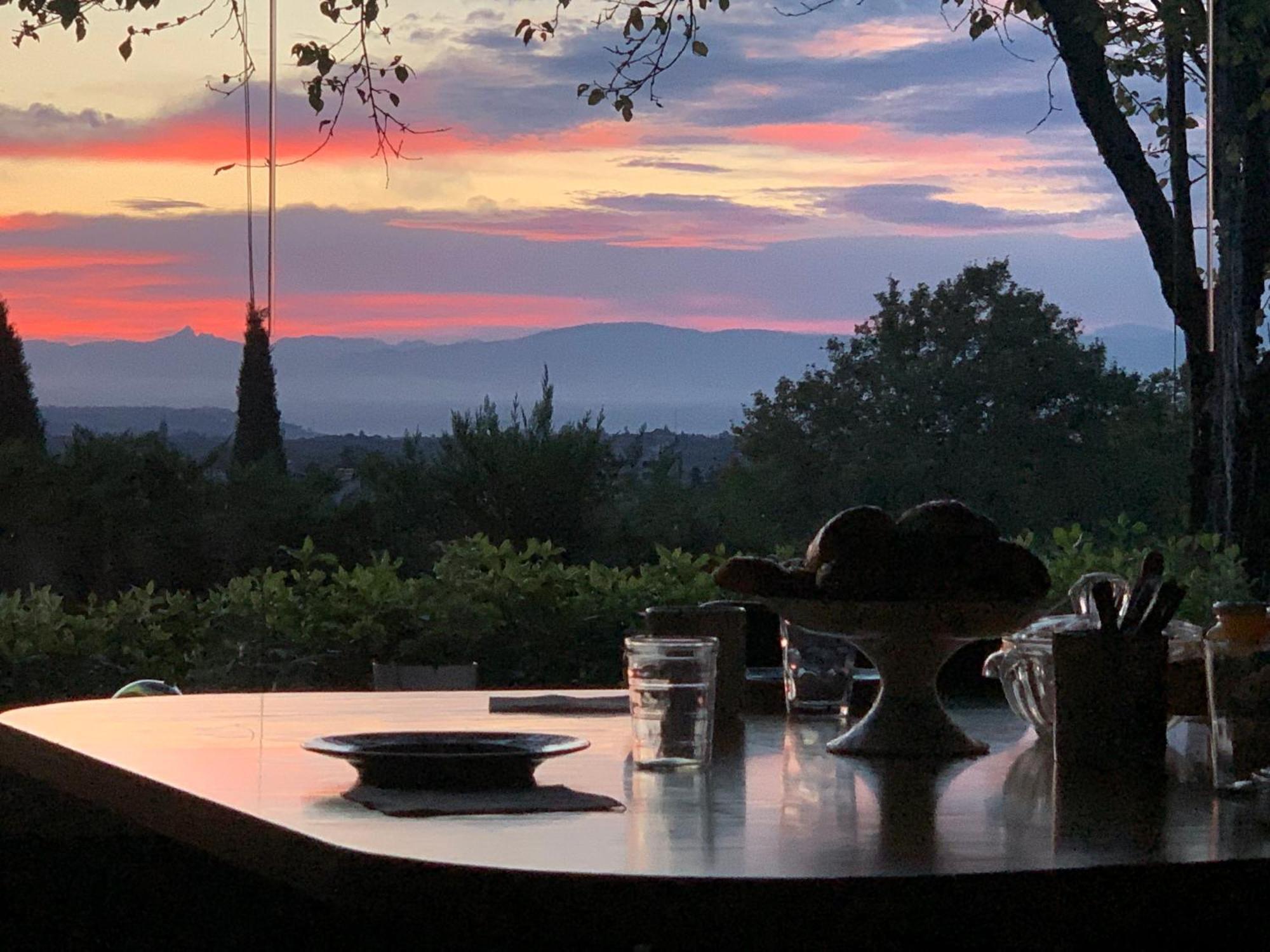 Casa Marta : Suites, Terrasses Et Vue Panoramique トゥルノン・シュル・ローヌ エクステリア 写真